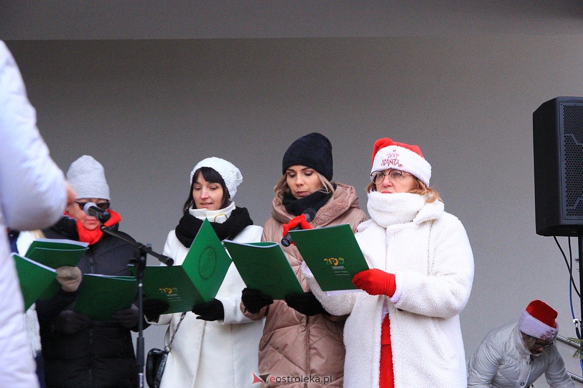 Jarmark bożonarodzeniowy w Kadzidle [17.12.2022] - zdjęcie #62 - eOstroleka.pl