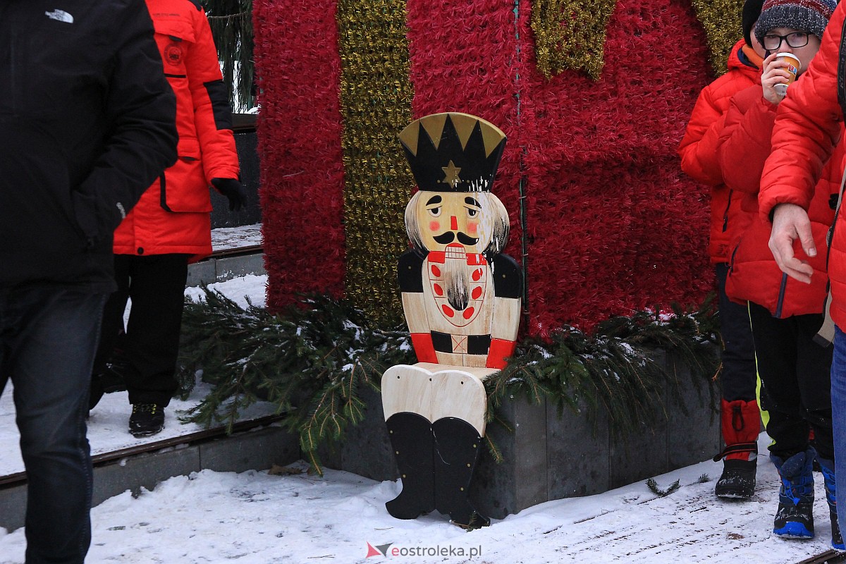Jarmark bożonarodzeniowy w Kadzidle [17.12.2022] - zdjęcie #59 - eOstroleka.pl