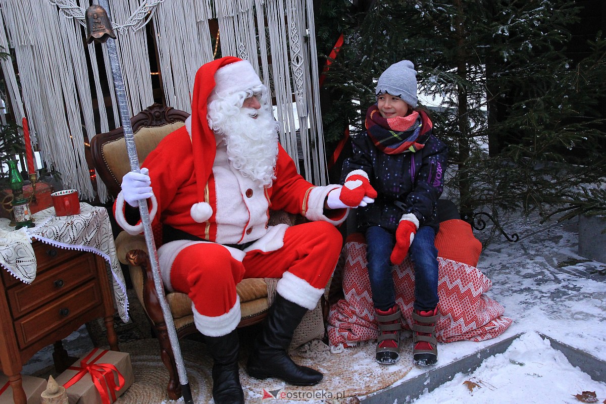 Jarmark bożonarodzeniowy w Kadzidle [17.12.2022] - zdjęcie #40 - eOstroleka.pl