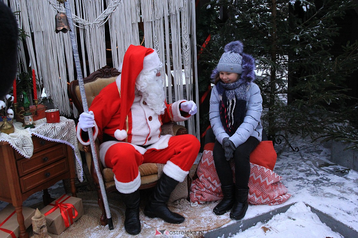 Jarmark bożonarodzeniowy w Kadzidle [17.12.2022] - zdjęcie #38 - eOstroleka.pl