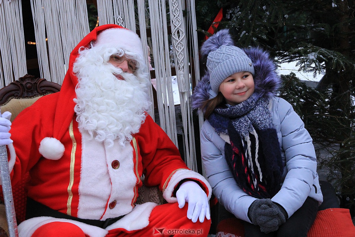 Jarmark bożonarodzeniowy w Kadzidle [17.12.2022] - zdjęcie #36 - eOstroleka.pl
