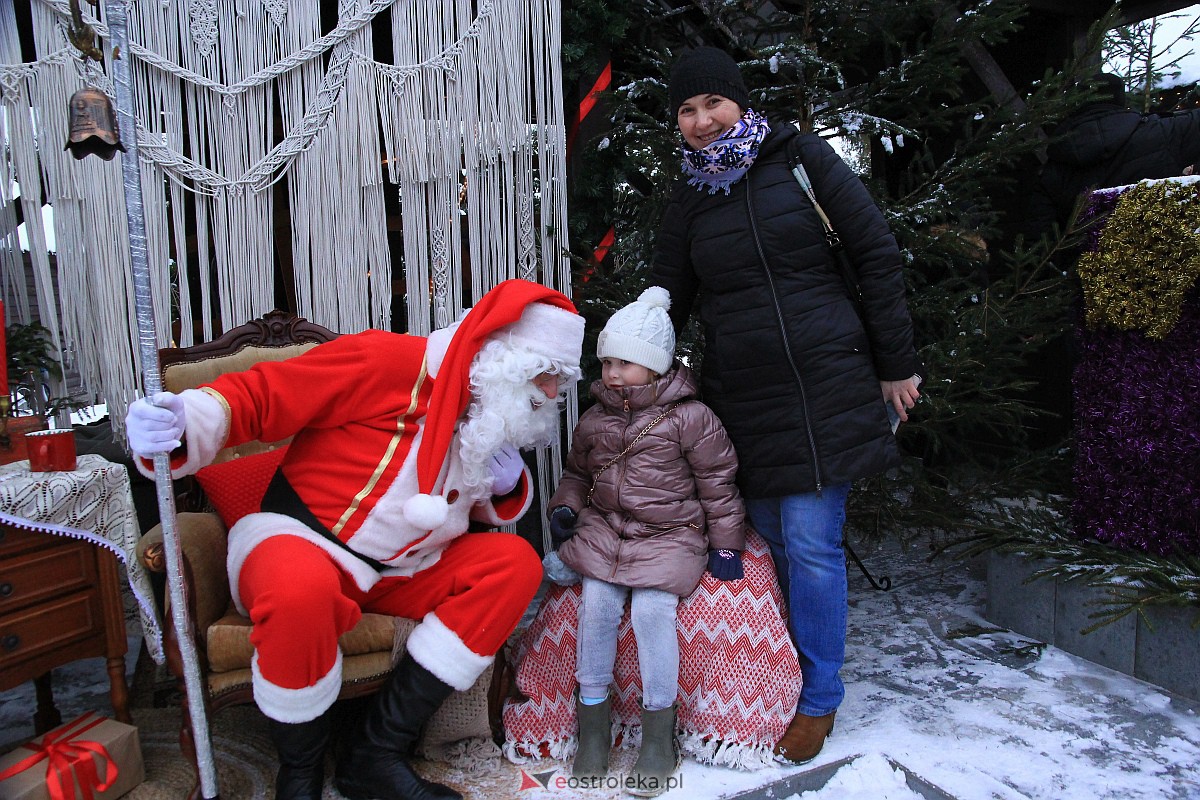 Jarmark bożonarodzeniowy w Kadzidle [17.12.2022] - zdjęcie #28 - eOstroleka.pl