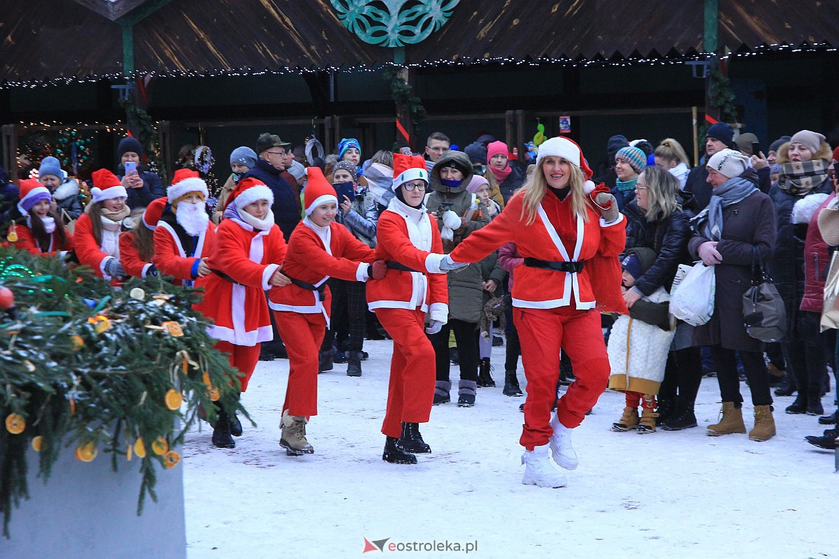 Jarmark bożonarodzeniowy w Kadzidle [17.12.2022] - zdjęcie #12 - eOstroleka.pl