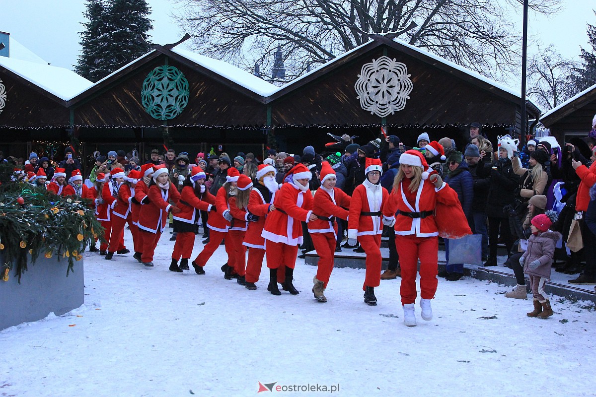 Jarmark bożonarodzeniowy w Kadzidle [17.12.2022] - zdjęcie #10 - eOstroleka.pl