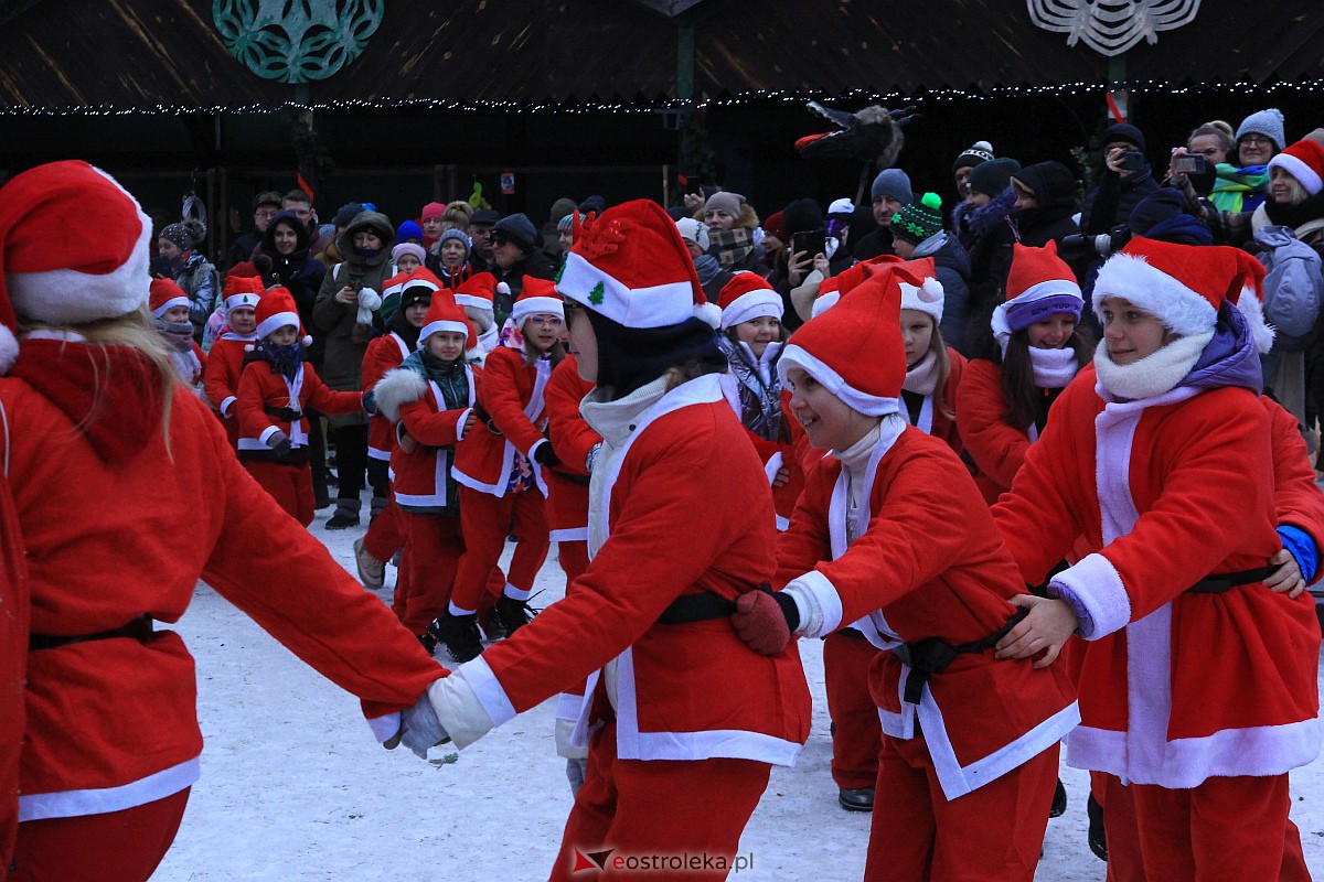 Jarmark bożonarodzeniowy w Kadzidle [17.12.2022] - zdjęcie #2 - eOstroleka.pl