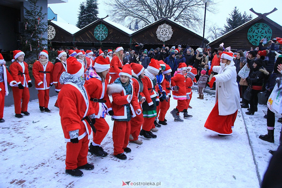 Jarmark bożonarodzeniowy w Kadzidle [17.12.2022] - zdjęcie #37 - eOstroleka.pl