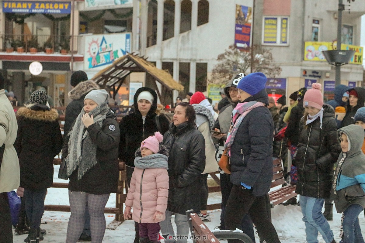Wigilia miejska 2022 Ostrołęka [17.12.2022] - zdjęcie #57 - eOstroleka.pl