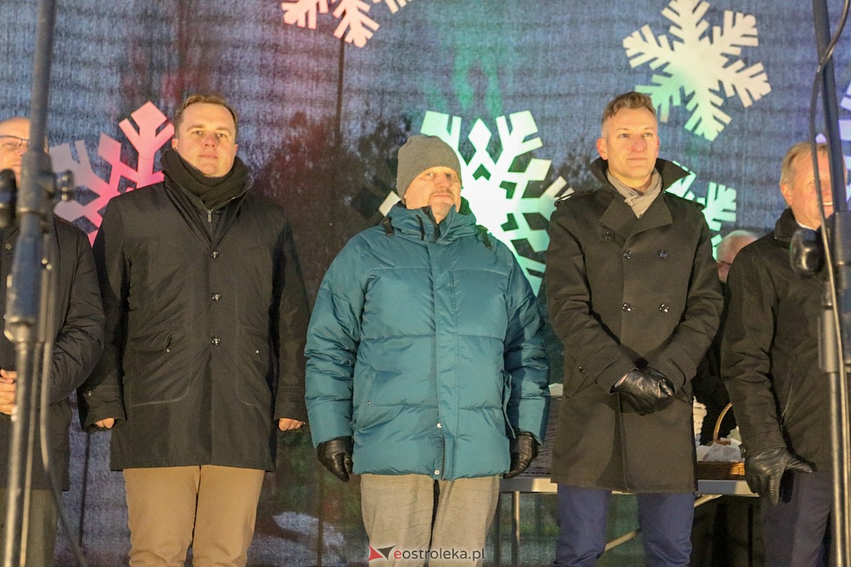Wigilia miejska 2022 Ostrołęka [17.12.2022] - zdjęcie #52 - eOstroleka.pl