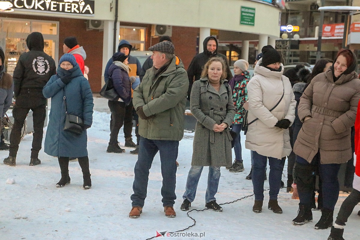 Wigilia miejska 2022 Ostrołęka [17.12.2022] - zdjęcie #43 - eOstroleka.pl