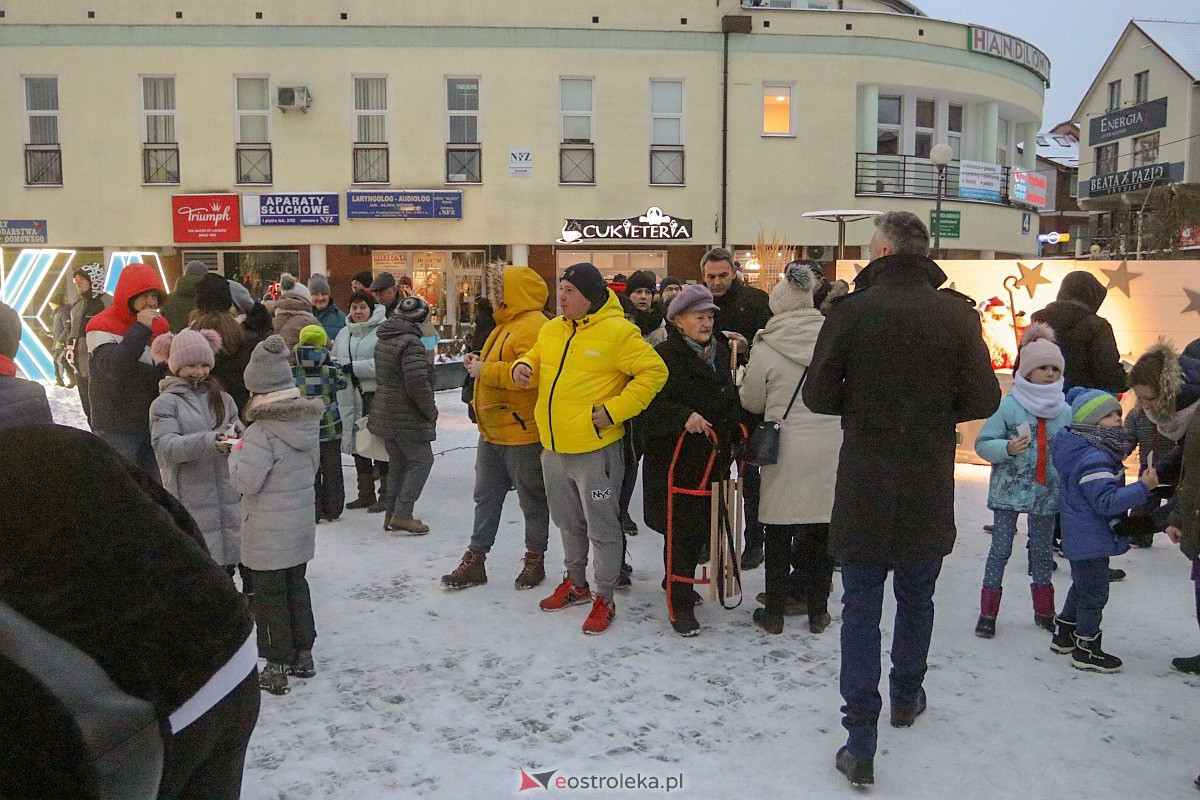 Wigilia miejska 2022 Ostrołęka [17.12.2022] - zdjęcie #34 - eOstroleka.pl