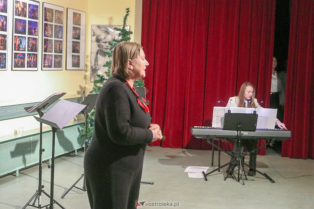 Koncert Kolęd w Klubie Oczko w Ostrołęce [17.12.2022] - zdjęcie #19 - eOstroleka.pl