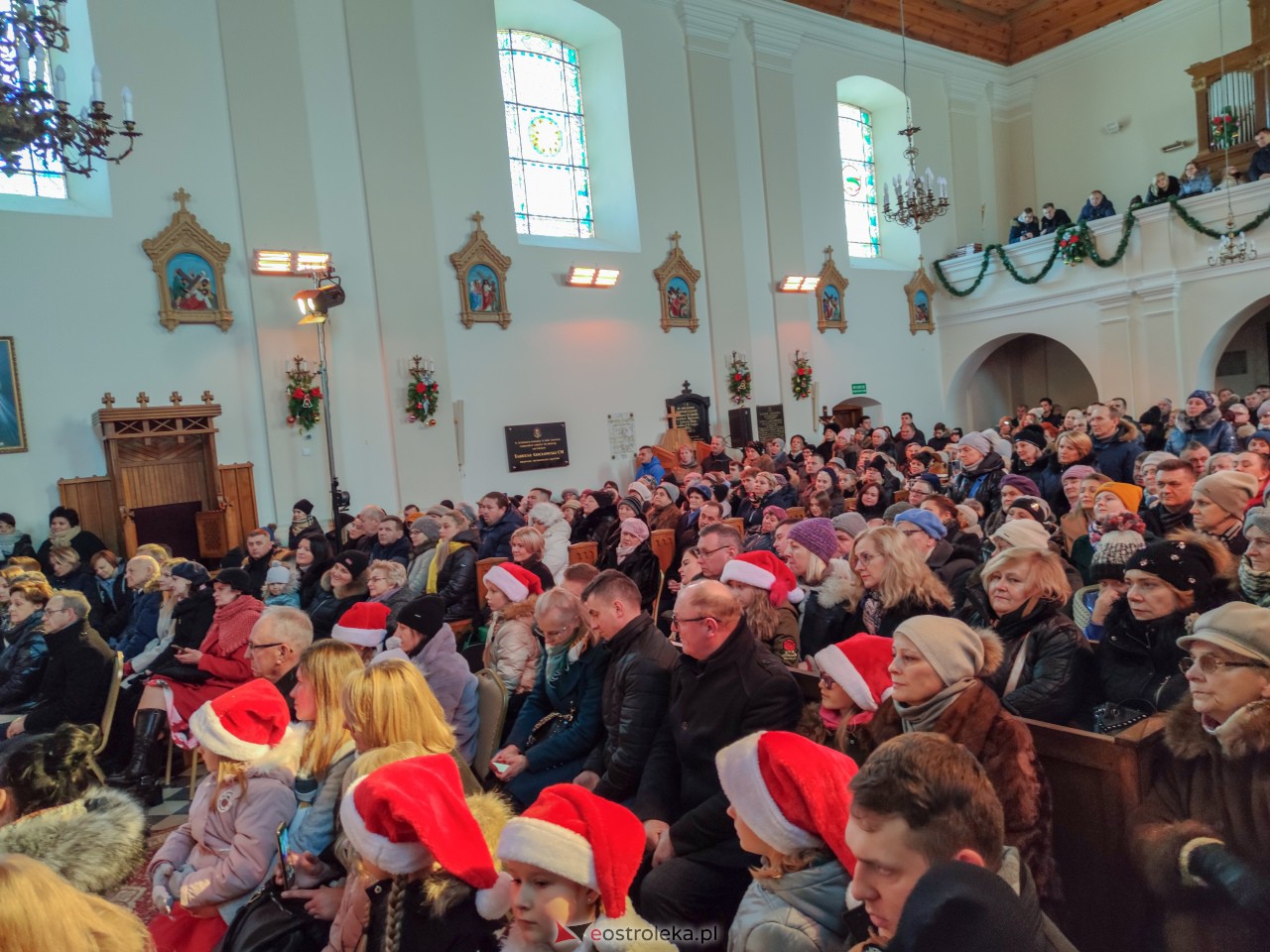 Koncert Patrycji Runo i Eleni w Piskach [18.12.2022] - zdjęcie #4 - eOstroleka.pl