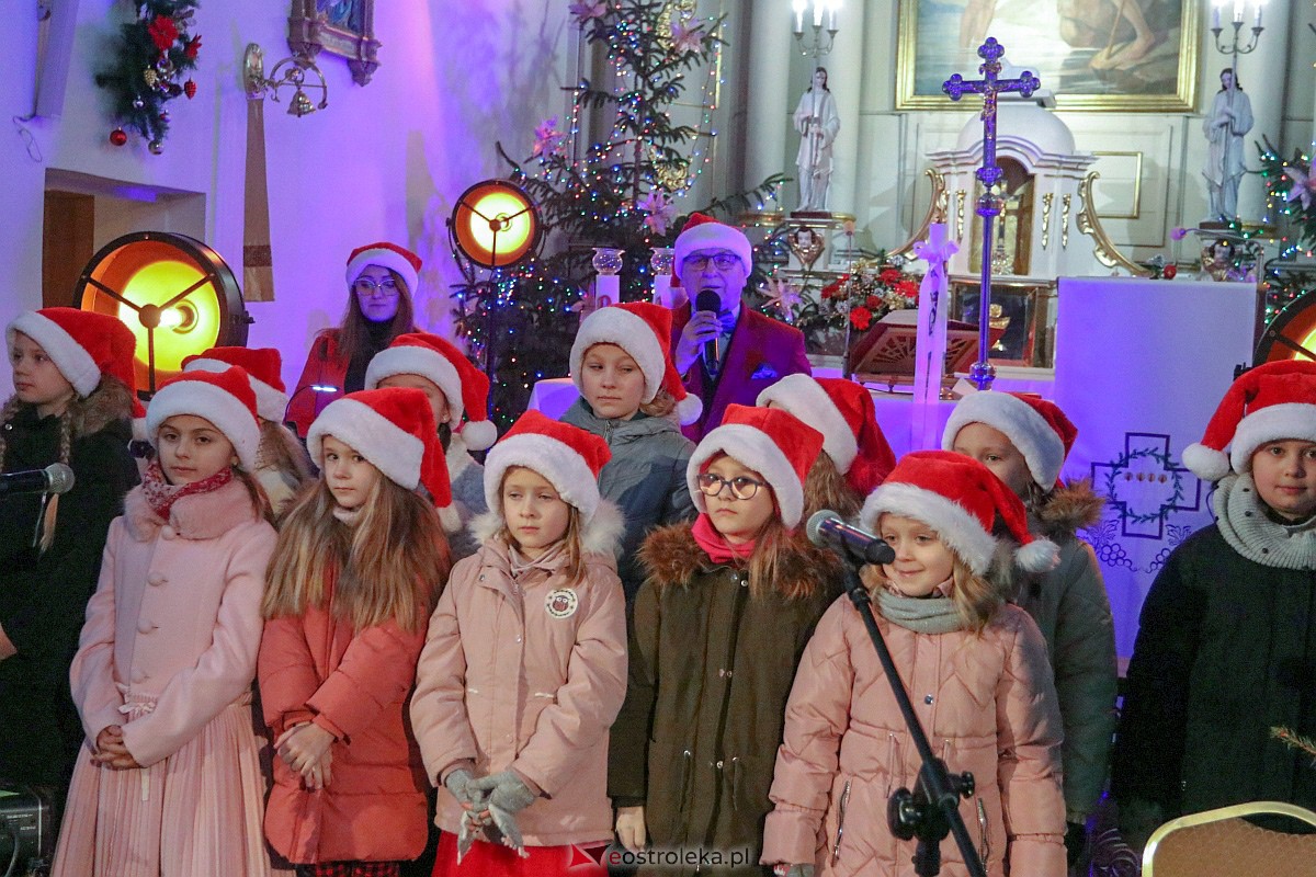 Koncert Patrycji Runo i Eleni w Piskach [18.12.2022] - zdjęcie #62 - eOstroleka.pl