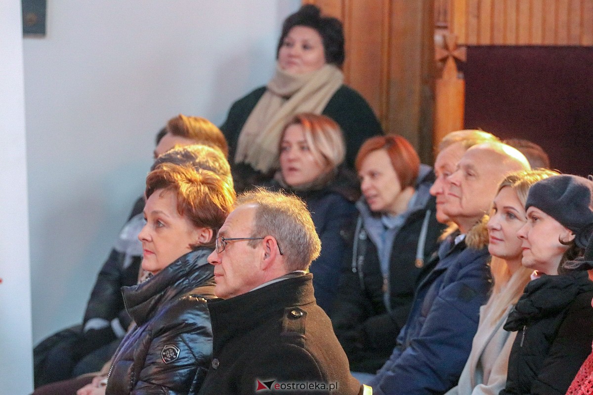 Koncert Patrycji Runo i Eleni w Piskach [18.12.2022] - zdjęcie #49 - eOstroleka.pl
