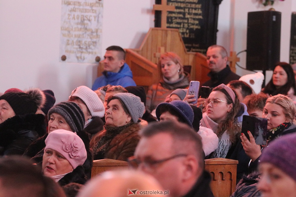 Koncert Patrycji Runo i Eleni w Piskach [18.12.2022] - zdjęcie #46 - eOstroleka.pl