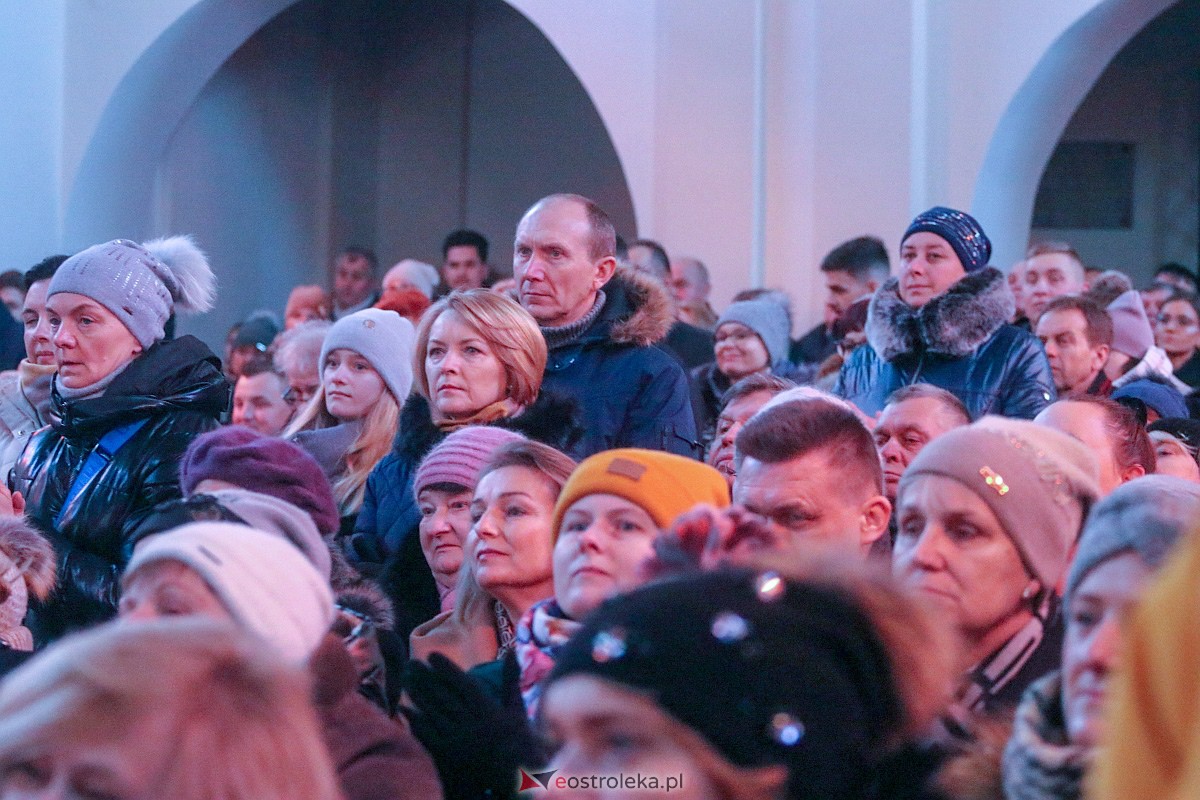Koncert Patrycji Runo i Eleni w Piskach [18.12.2022] - zdjęcie #35 - eOstroleka.pl
