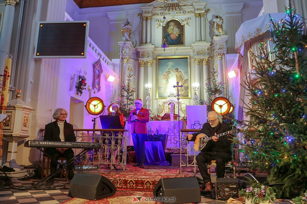 Koncert Patrycji Runo i Eleni w Piskach [18.12.2022] - zdjęcie #14 - eOstroleka.pl