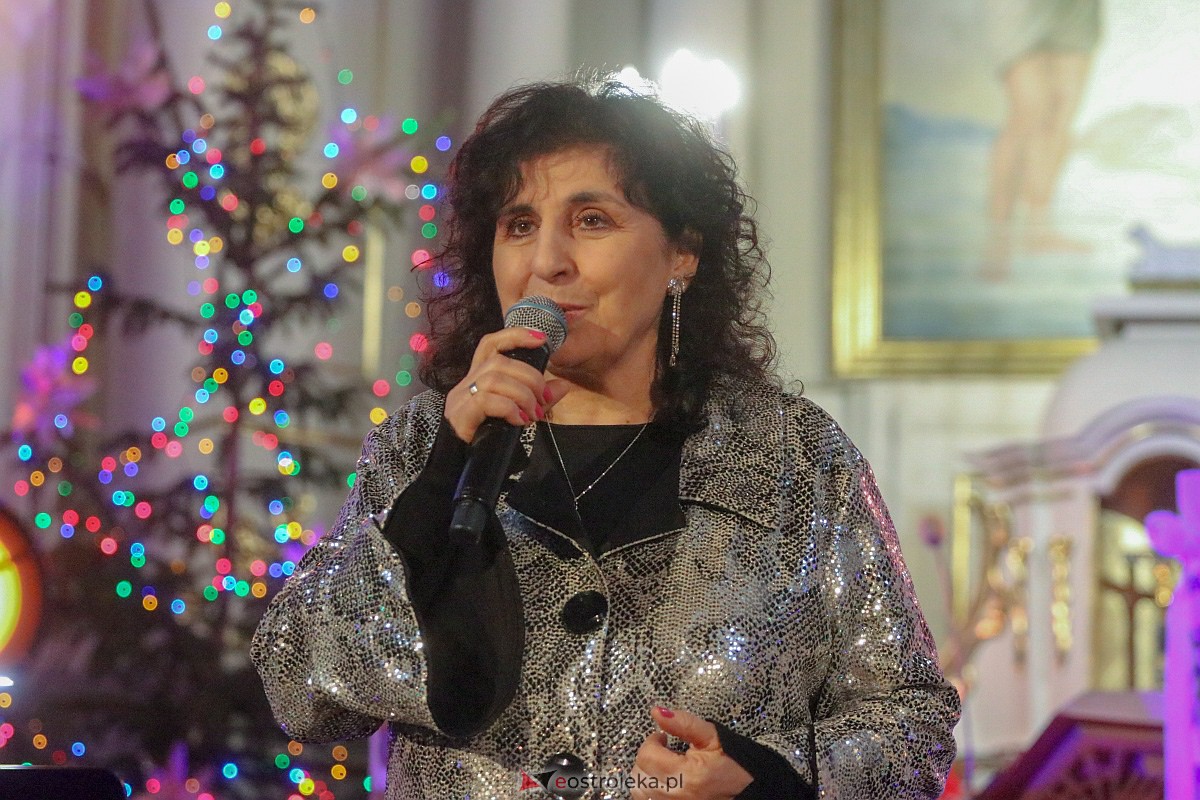 Koncert Patrycji Runo i Eleni w Piskach [18.12.2022] - zdjęcie #9 - eOstroleka.pl