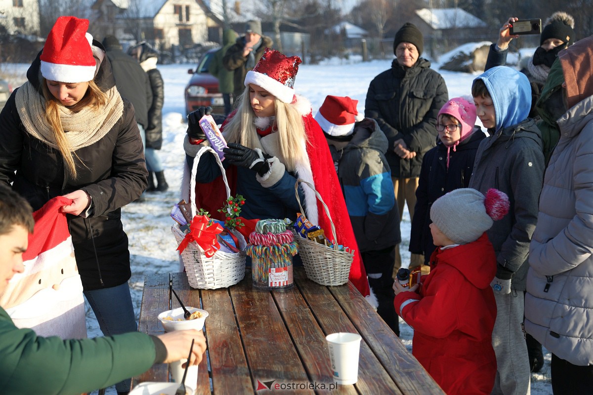 Wigilia Osiedla Łazek [18.12.2022] - zdjęcie #82 - eOstroleka.pl