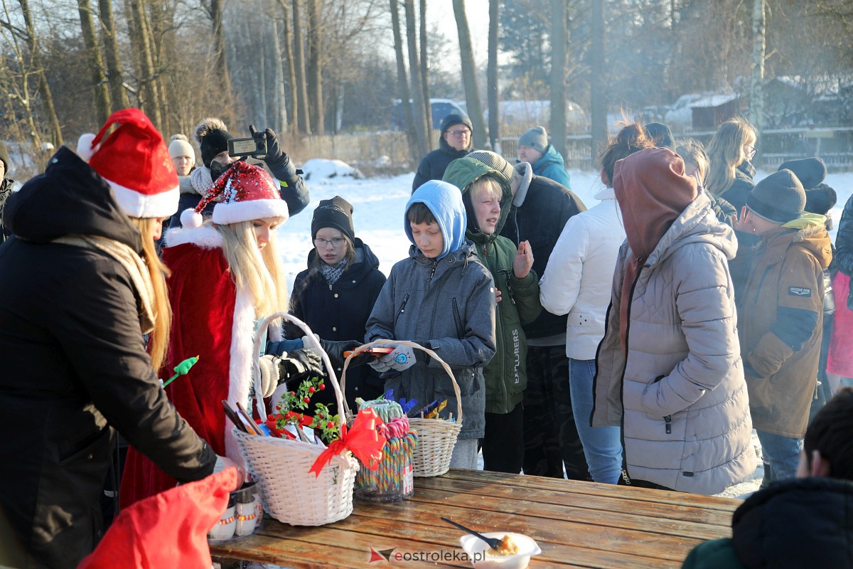 Wigilia Osiedla Łazek [18.12.2022] - zdjęcie #88 - eOstroleka.pl