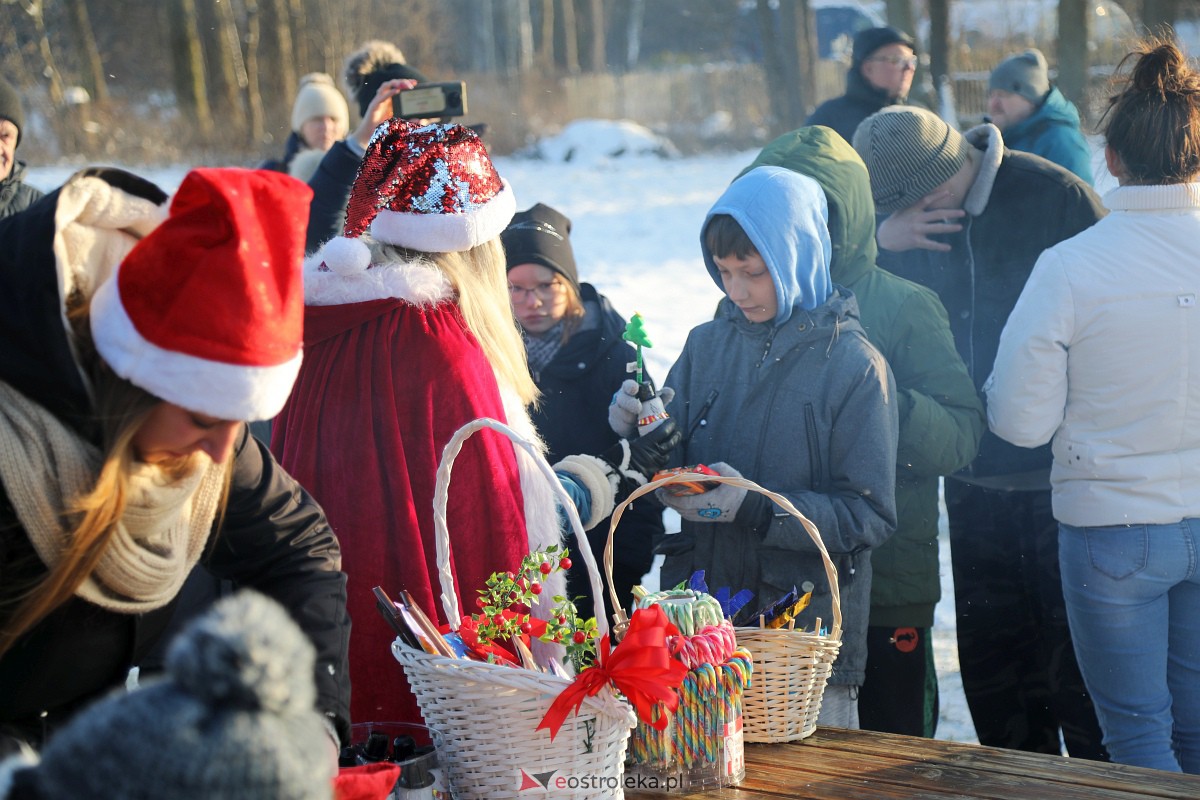 Wigilia Osiedla Łazek [18.12.2022] - zdjęcie #89 - eOstroleka.pl