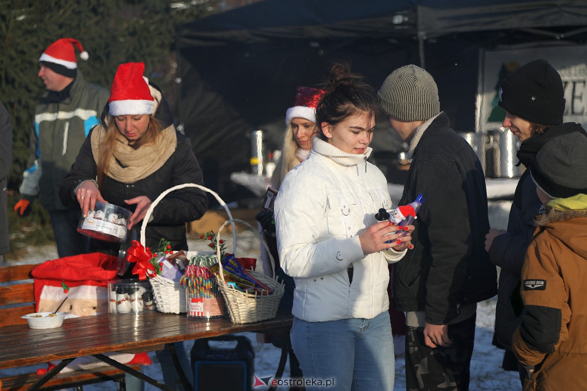 Wigilia Osiedla Łazek [18.12.2022] - zdjęcie #93 - eOstroleka.pl