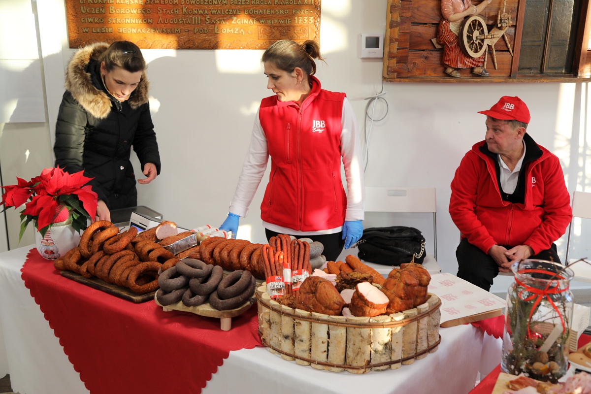 Jarmark Bożonarodzeniowy w Łysych [18.12.2022] - zdjęcie #63 - eOstroleka.pl