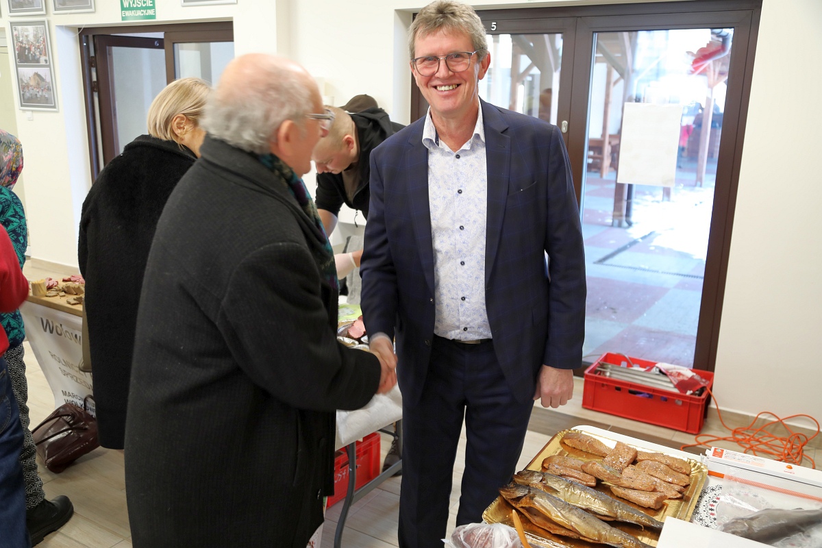 Jarmark Bożonarodzeniowy w Łysych [18.12.2022] - zdjęcie #62 - eOstroleka.pl