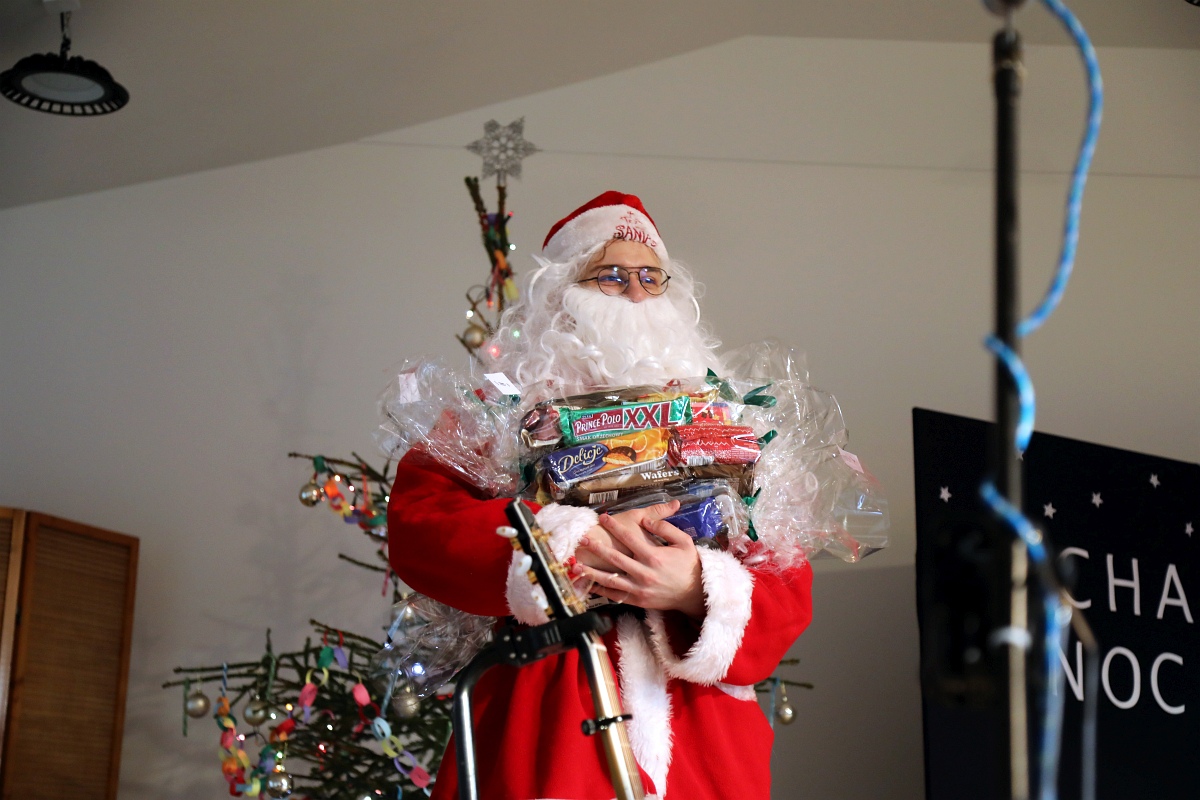 Jarmark Bożonarodzeniowy w Łysych [18.12.2022] - zdjęcie #54 - eOstroleka.pl