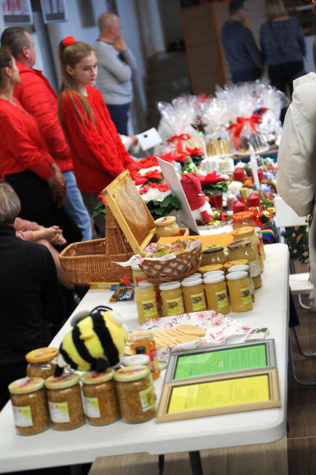 Jarmark Bożonarodzeniowy w Łysych [18.12.2022] - zdjęcie #29 - eOstroleka.pl