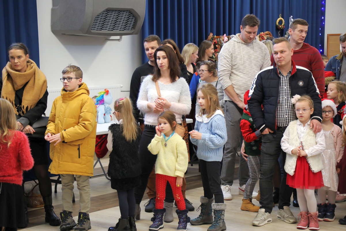 Jarmark Bożonarodzeniowy w Łysych [18.12.2022] - zdjęcie #25 - eOstroleka.pl