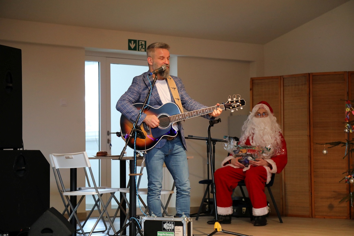 Jarmark Bożonarodzeniowy w Łysych [18.12.2022] - zdjęcie #13 - eOstroleka.pl
