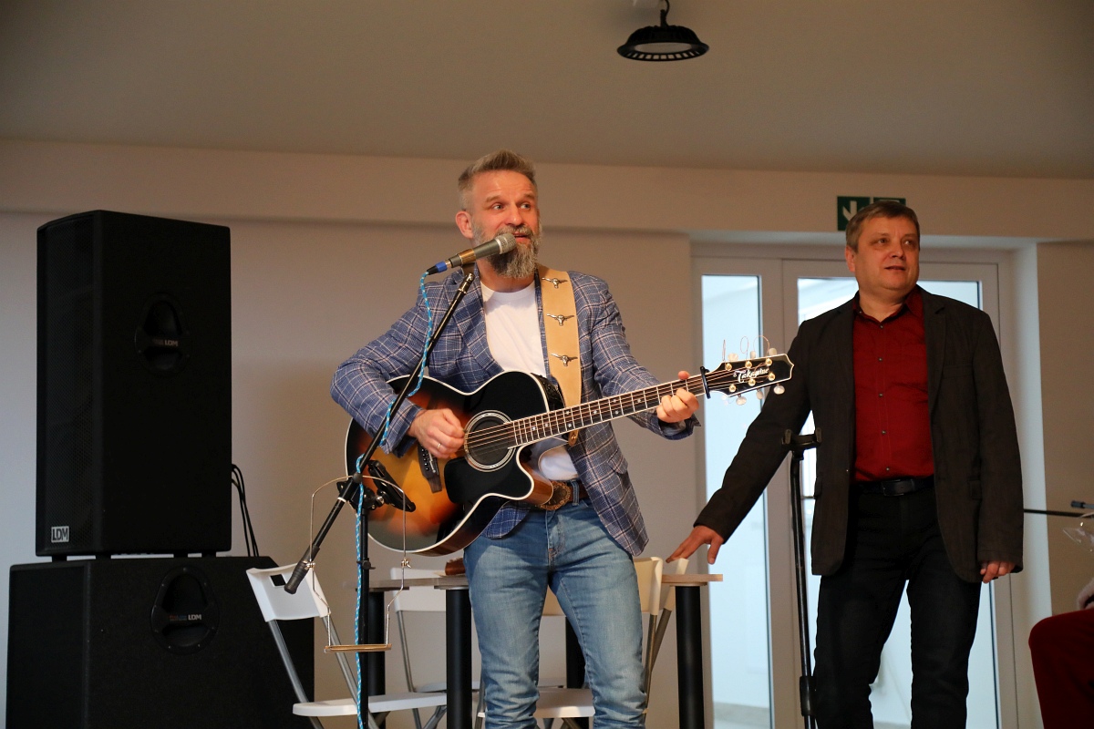 Jarmark Bożonarodzeniowy w Łysych [18.12.2022] - zdjęcie #10 - eOstroleka.pl