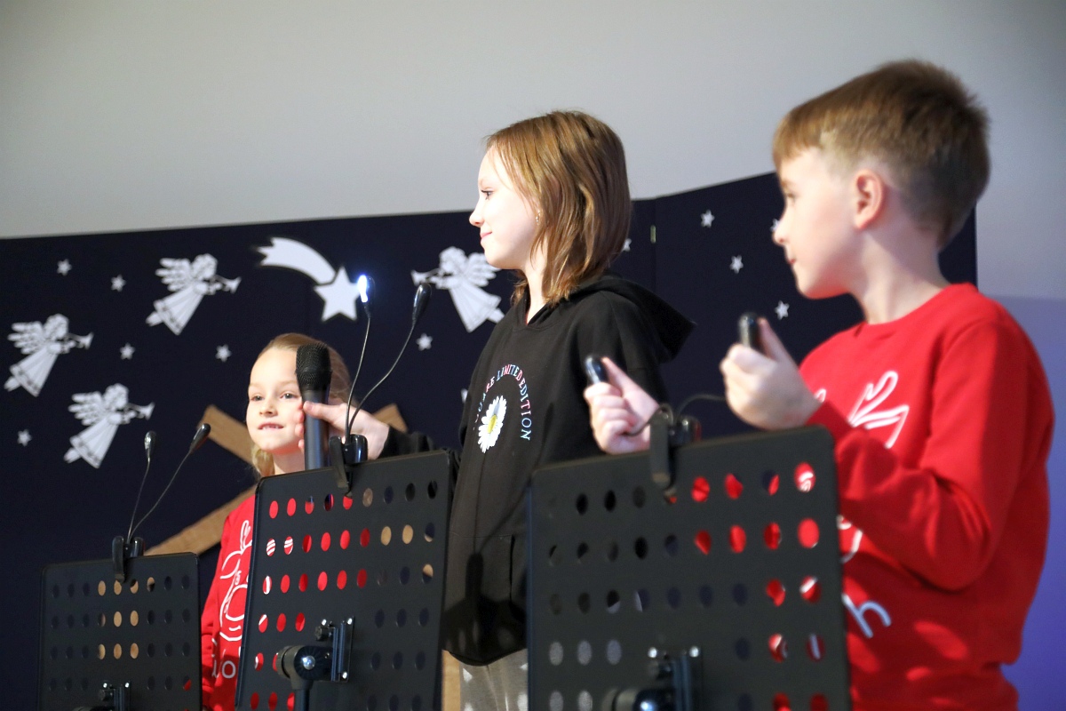 Jarmark Bożonarodzeniowy w Łysych [18.12.2022] - zdjęcie #8 - eOstroleka.pl