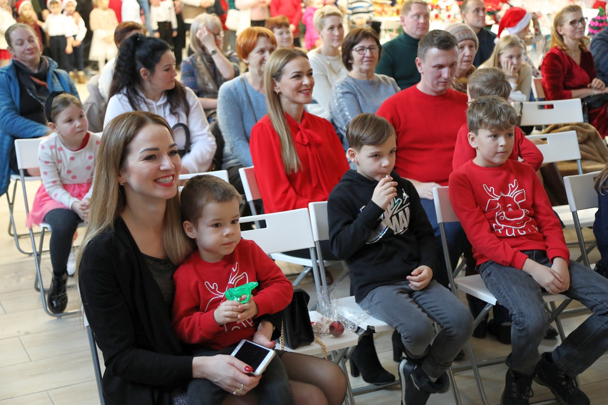 Jarmark Bożonarodzeniowy w Łysych [18.12.2022] - zdjęcie #6 - eOstroleka.pl