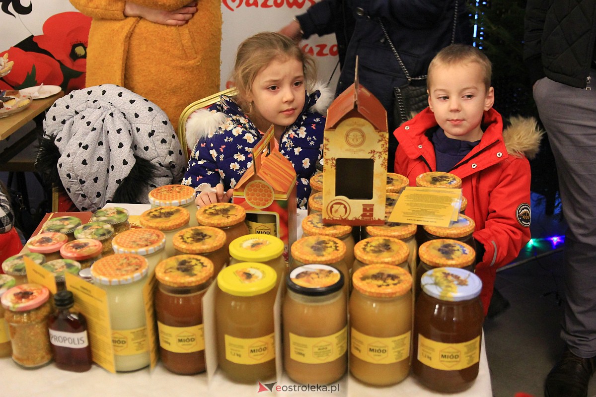 I Czerwiński Jarmark Bożonarodzeniowy [18.12.2022] - zdjęcie #21 - eOstroleka.pl