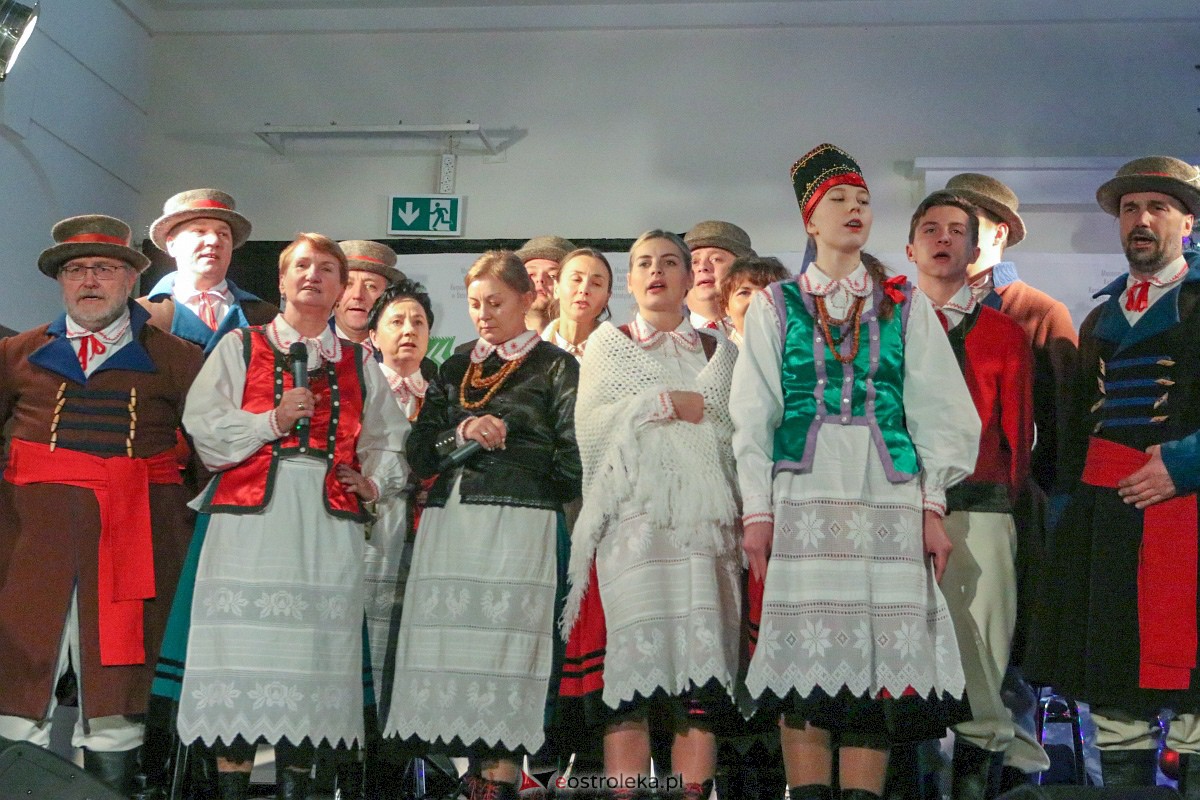 Kolędowanie w Muzeum Kultury Kurpiowskiej [18.12.2022] - zdjęcie #24 - eOstroleka.pl