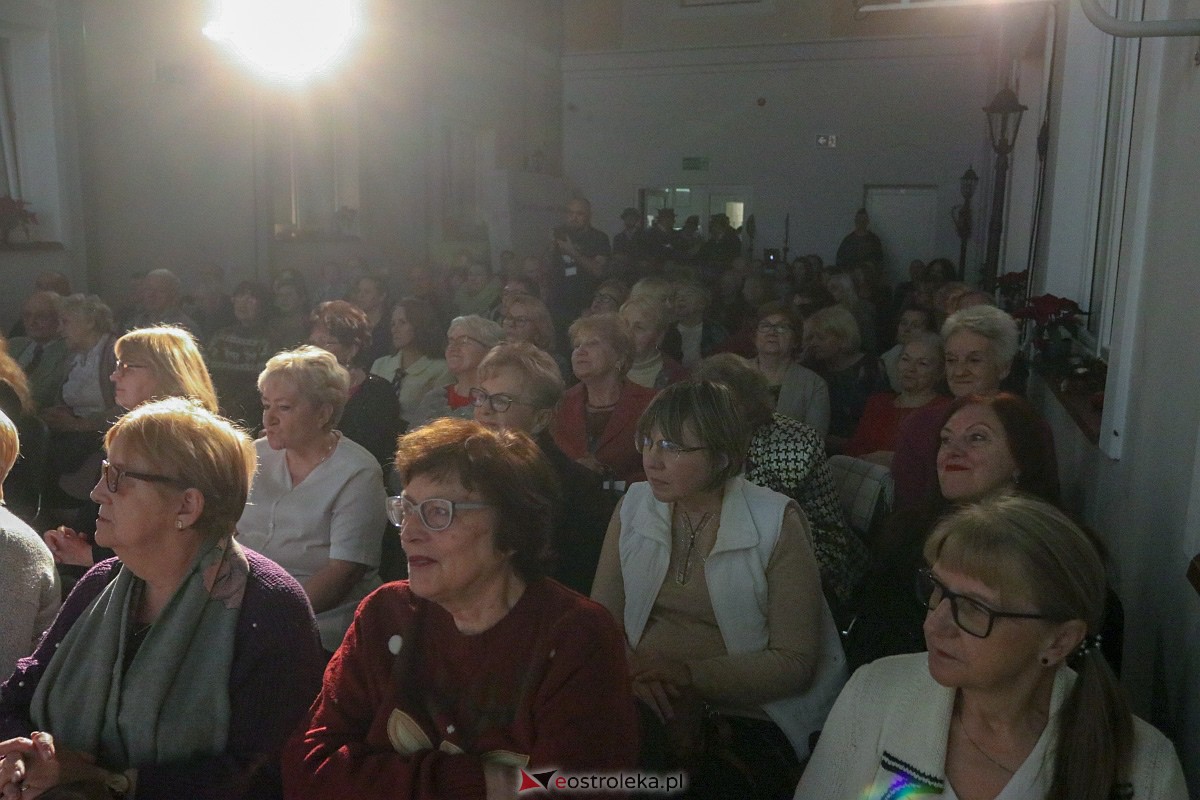Kolędowanie w Muzeum Kultury Kurpiowskiej [18.12.2022] - zdjęcie #22 - eOstroleka.pl