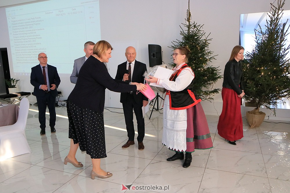 LVI sesja Rady Powiatu w Ostrołęce [19.12.2022] - zdjęcie #55 - eOstroleka.pl