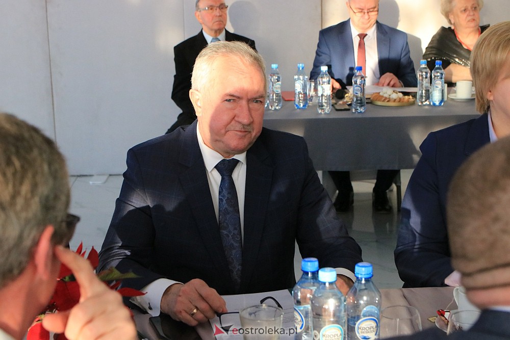 LVI sesja Rady Powiatu w Ostrołęce [19.12.2022] - zdjęcie #7 - eOstroleka.pl