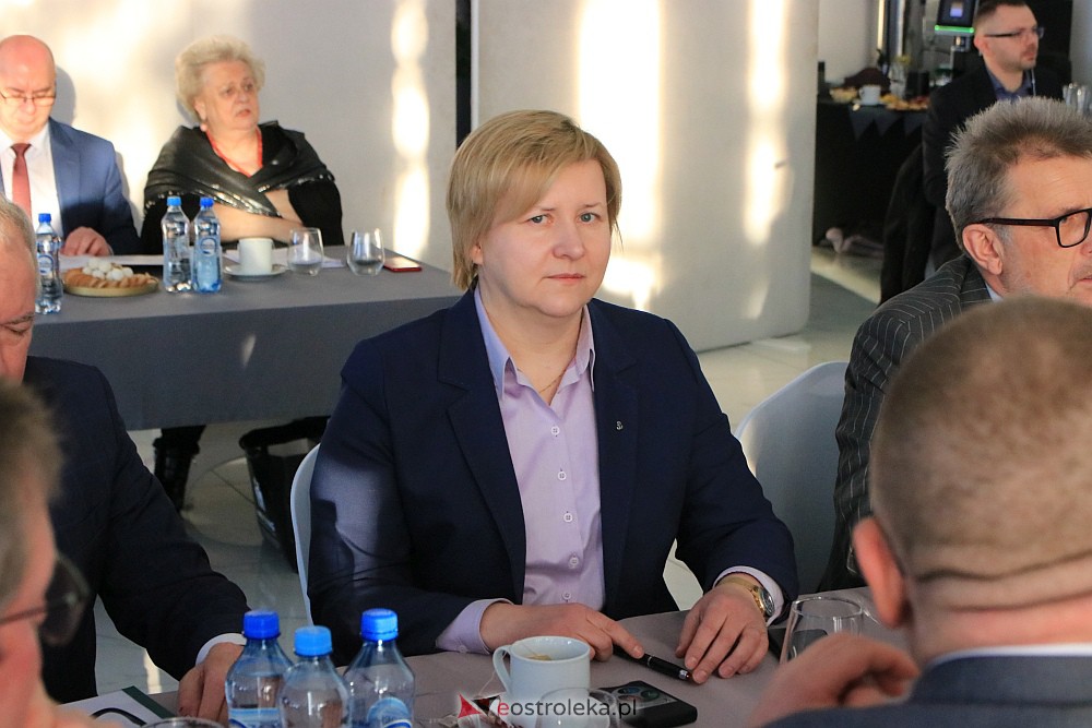 LVI sesja Rady Powiatu w Ostrołęce [19.12.2022] - zdjęcie #6 - eOstroleka.pl