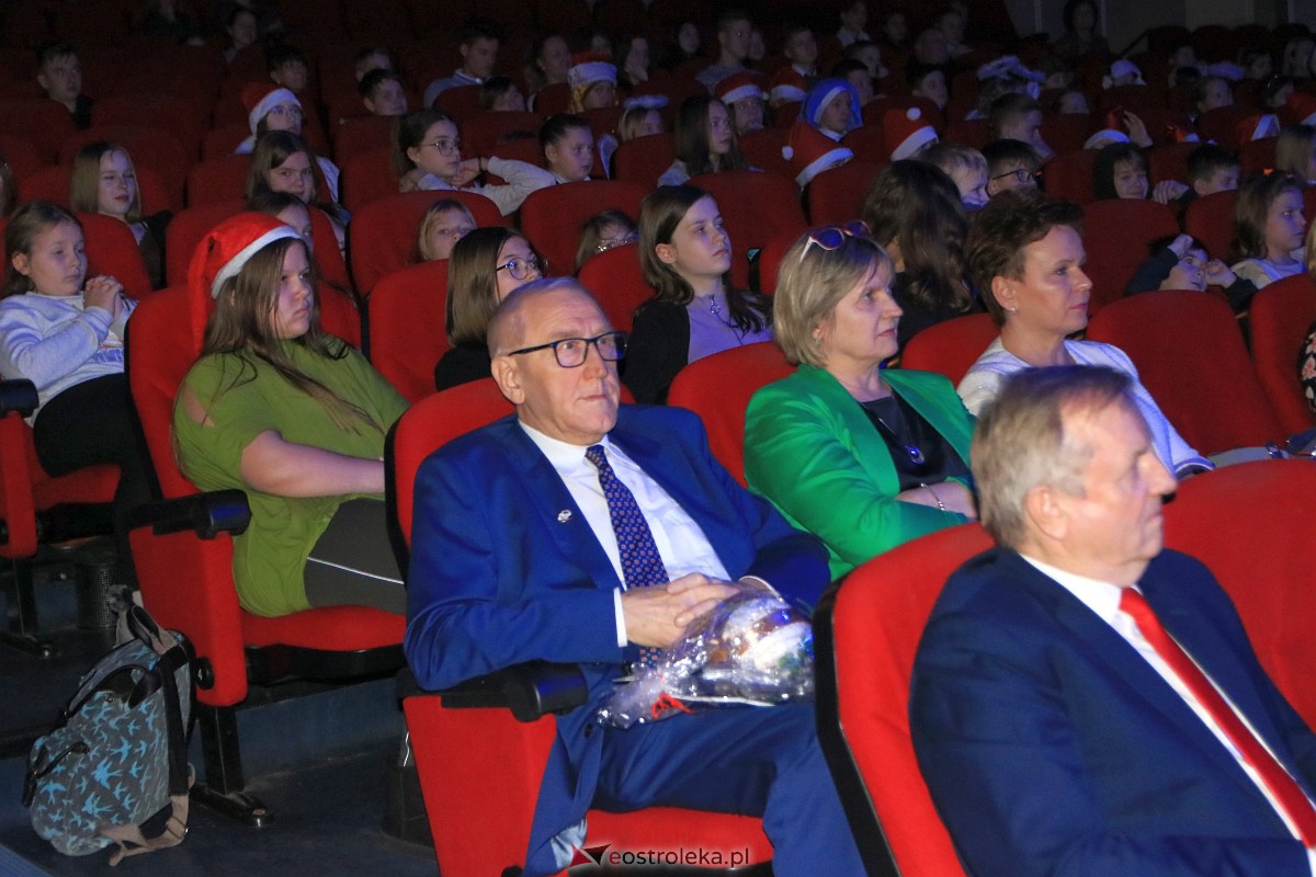 Spotkanie opłatkowe w TPD [19.12.2022] - zdjęcie #99 - eOstroleka.pl