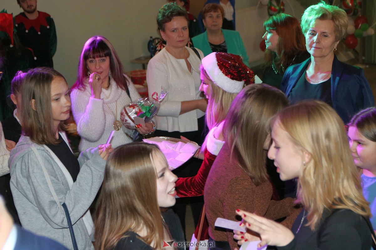 Spotkanie opłatkowe w TPD [19.12.2022] - zdjęcie #19 - eOstroleka.pl