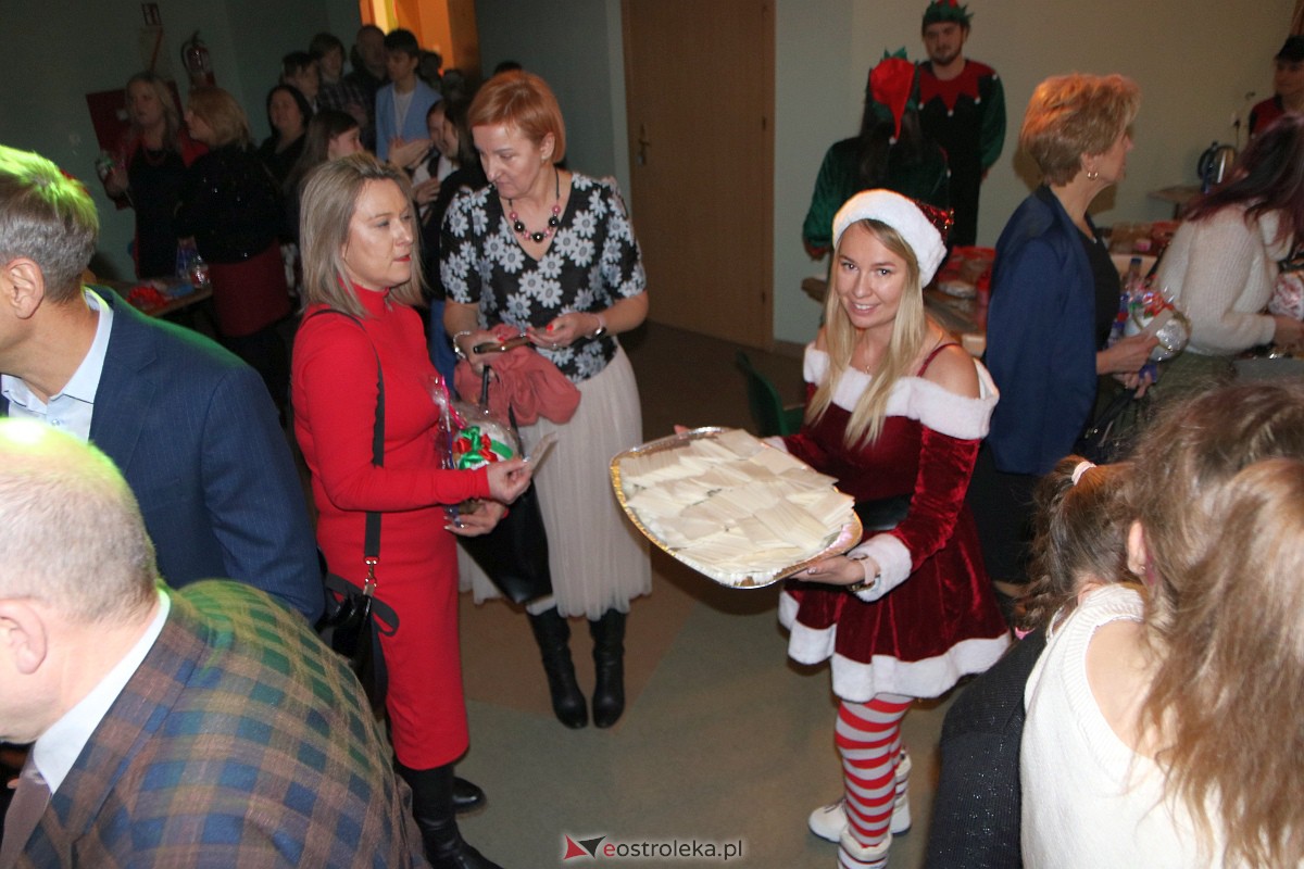 Spotkanie opłatkowe w TPD [19.12.2022] - zdjęcie #17 - eOstroleka.pl