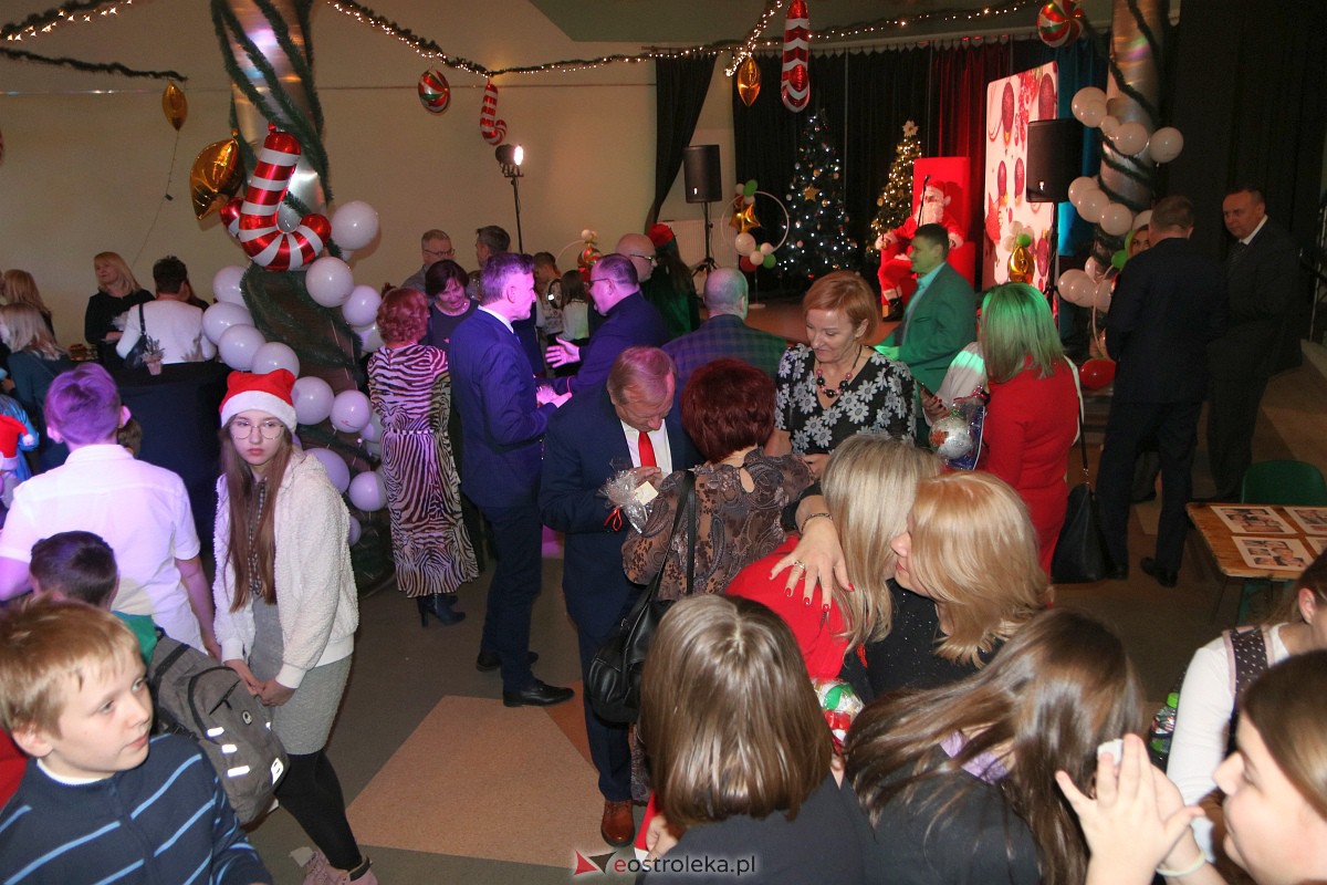Spotkanie opłatkowe w TPD [19.12.2022] - zdjęcie #2 - eOstroleka.pl