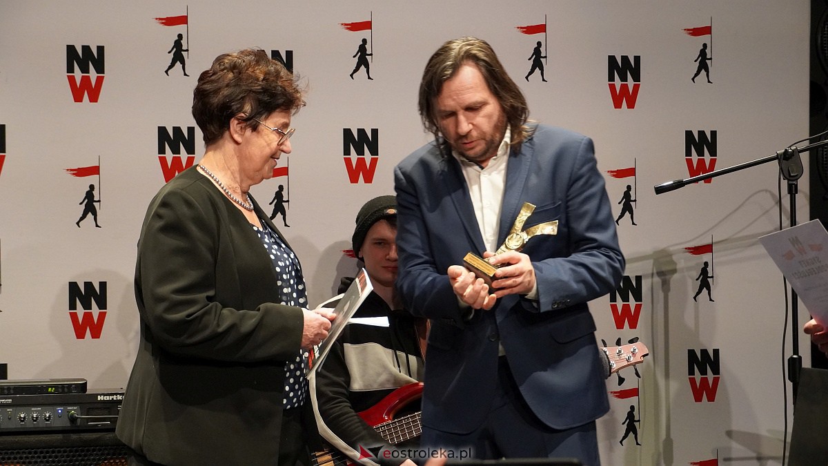 Festiwal Filmowy NNW: Wręczenie Świadkom Historii Sygnetów Niepodległości i Drzwi do Wolności [20.12.2022] - zdjęcie #24 - eOstroleka.pl