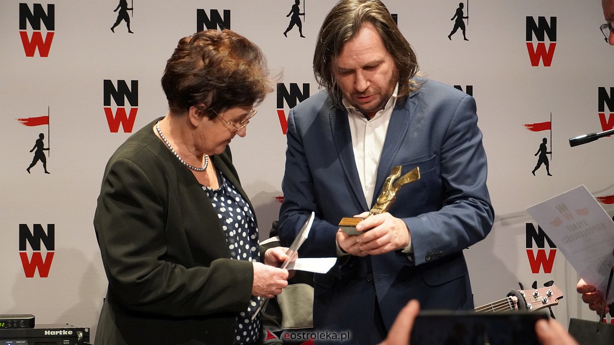 Festiwal Filmowy NNW: Wręczenie Świadkom Historii Sygnetów Niepodległości i Drzwi do Wolności [20.12.2022] - zdjęcie #23 - eOstroleka.pl