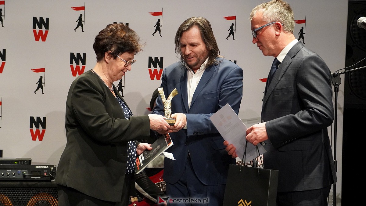 Festiwal Filmowy NNW: Wręczenie Świadkom Historii Sygnetów Niepodległości i Drzwi do Wolności [20.12.2022] - zdjęcie #22 - eOstroleka.pl