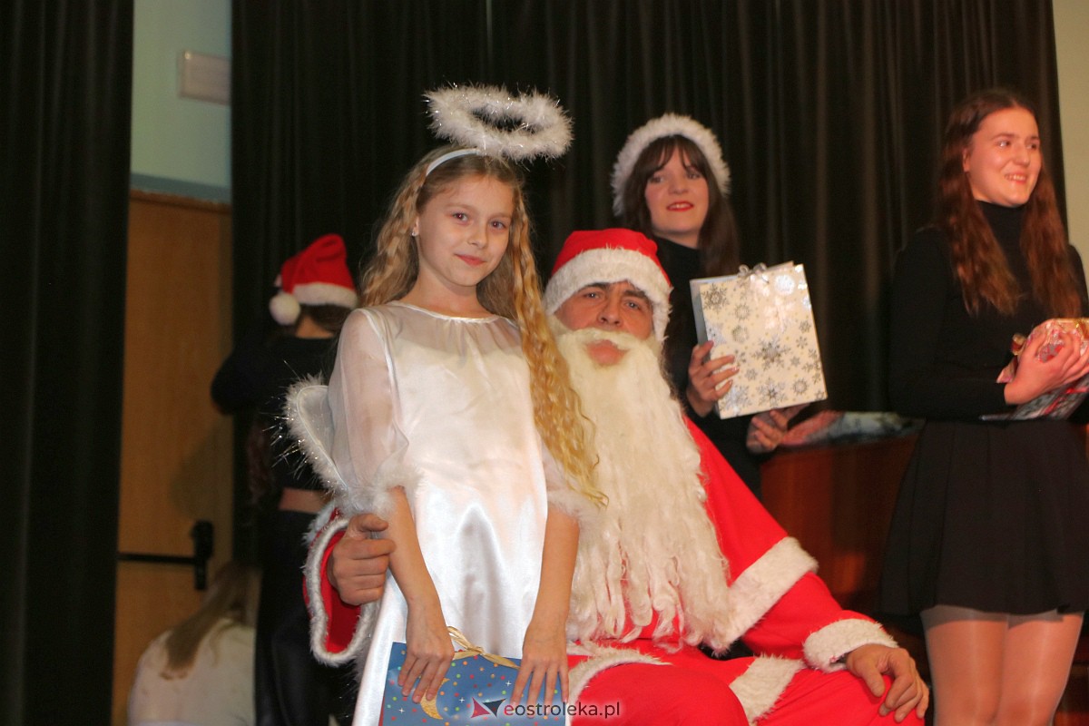 Mikołaj u De-eMek [20.12.2022] - zdjęcie #7 - eOstroleka.pl
