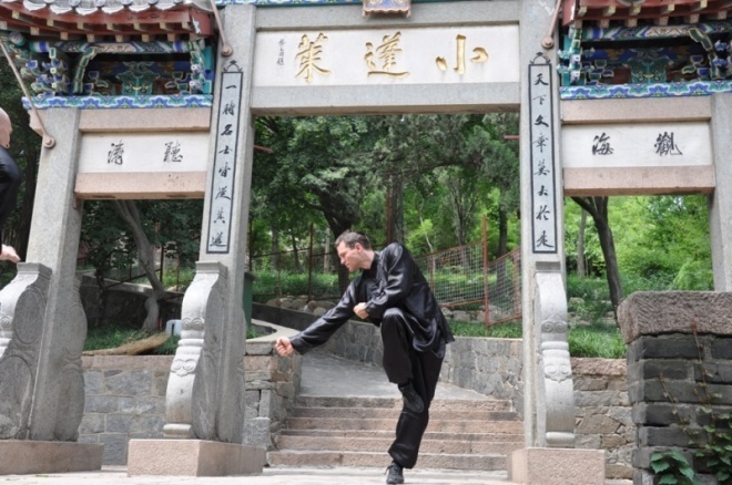 Podwójne srebro ostrołęczanina w kung fu oraz wizyta w Chinach  - zdjęcie #4 - eOstroleka.pl